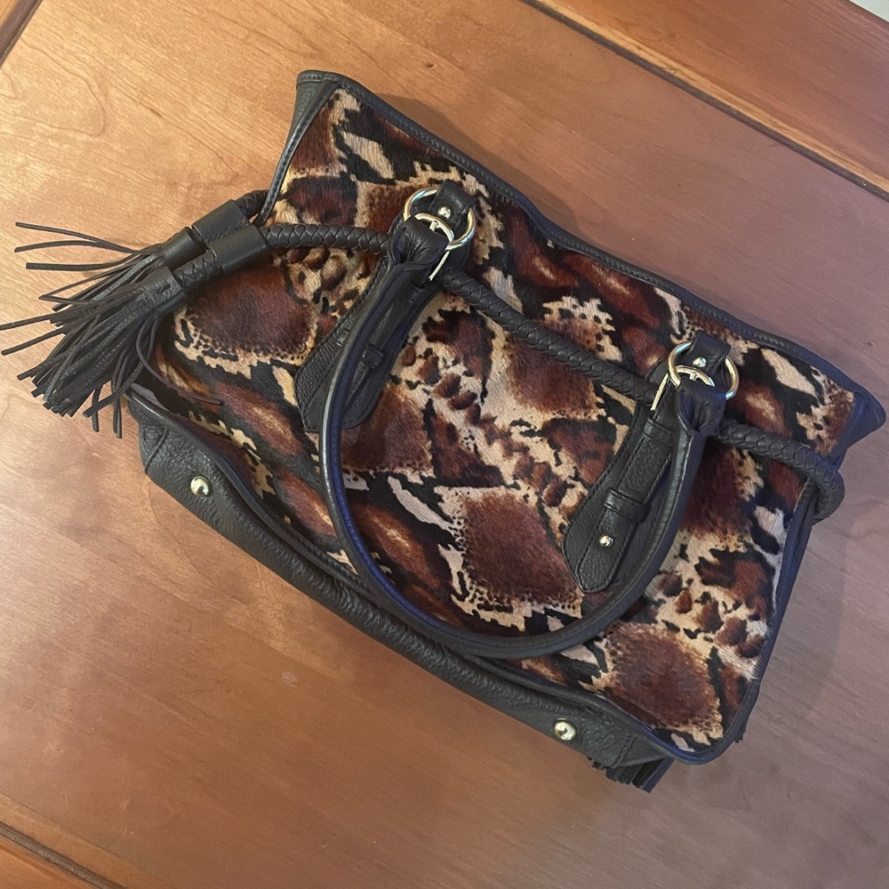 Adrienne Vittadini handbag